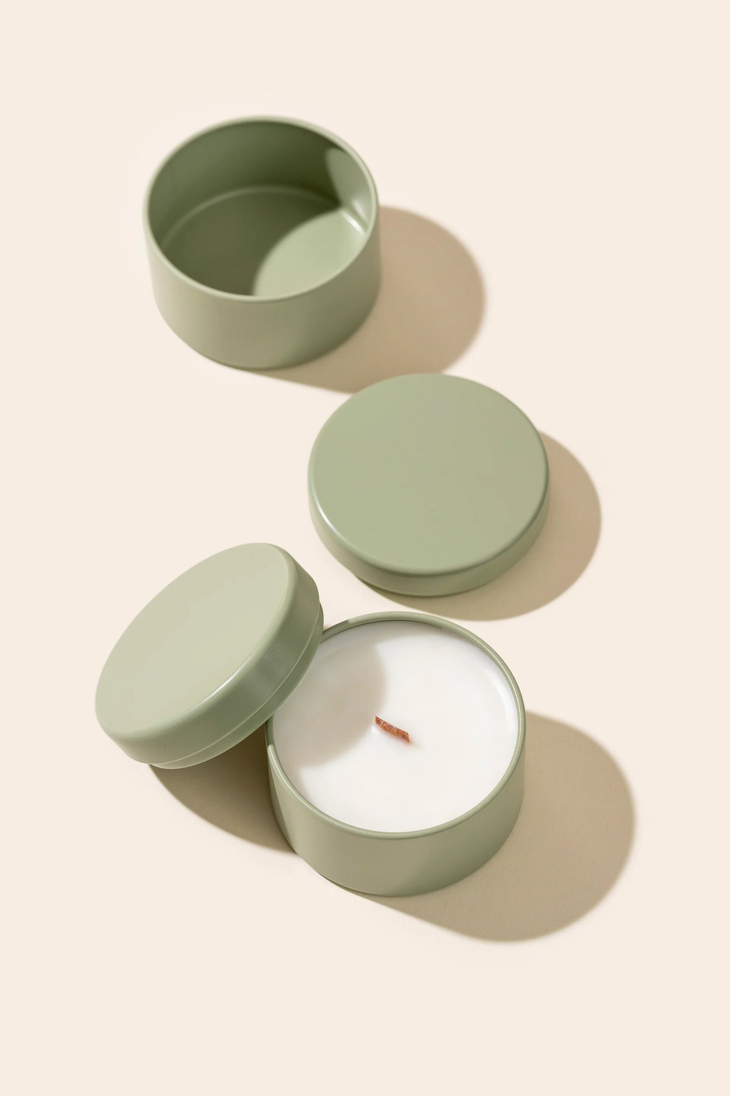 F&F - 2.5oz Vogue Candle Tins