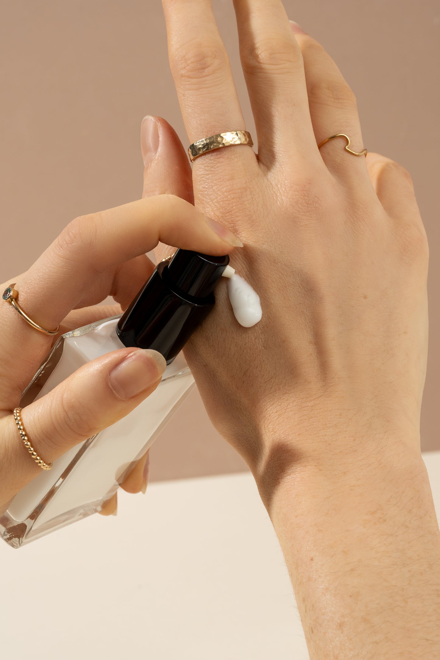 Arya Glass Pump Bottle