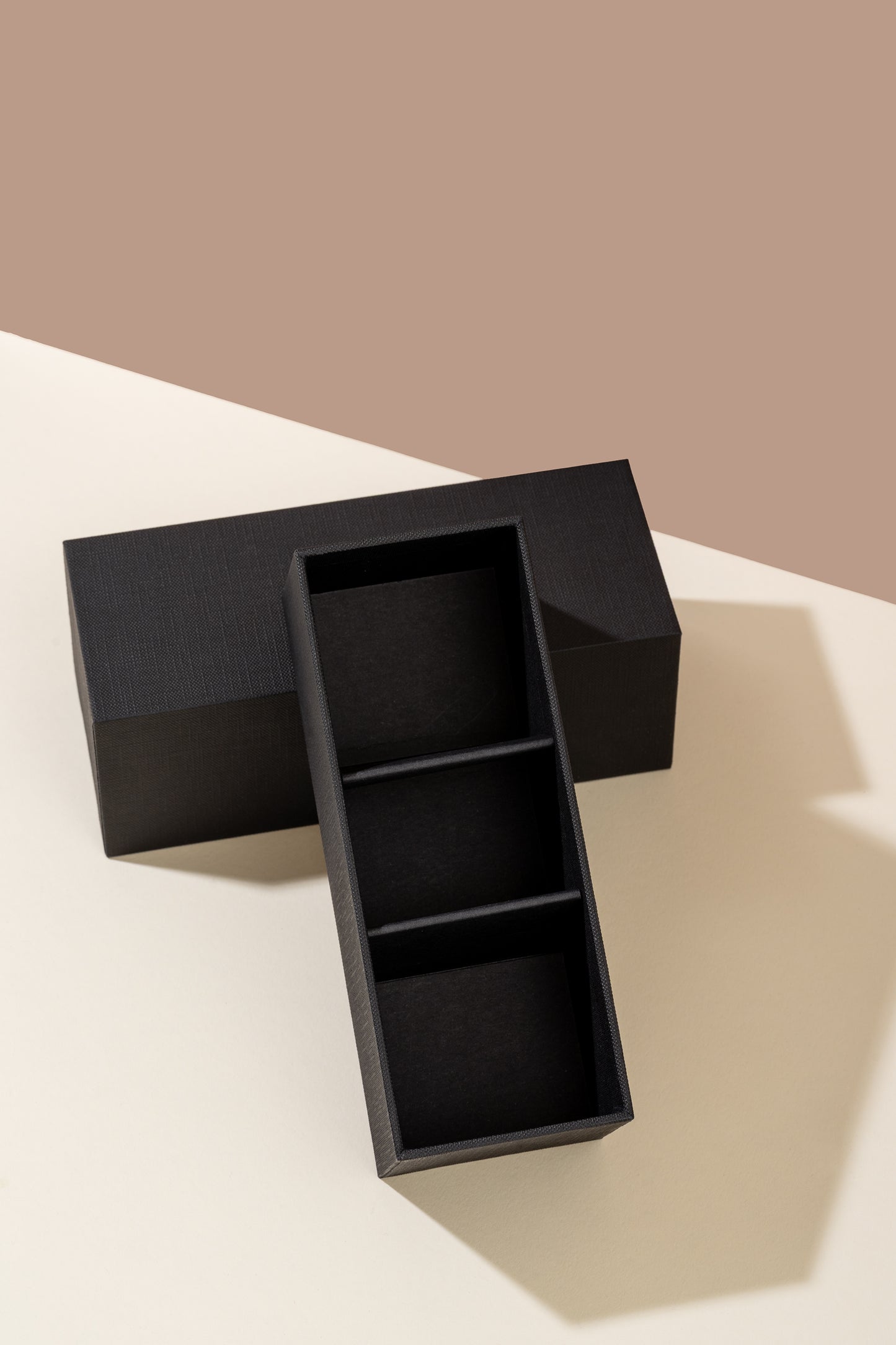 2.5oz Mini Stiloso Chic Linen Textured Gift Box